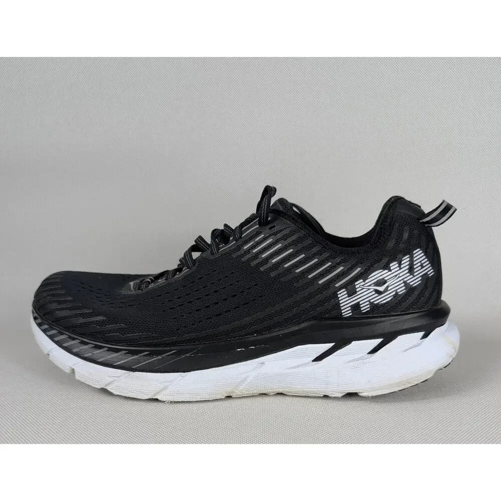 Hoka One One Clifton 5 Wide Shoes Womens Size 10D Black White Running Athletic